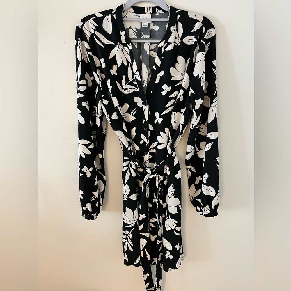 A New Day Black & White Floral Button Down Belt Dress